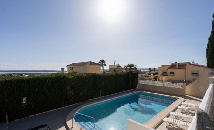 Image No.27-5 Bed House for sale