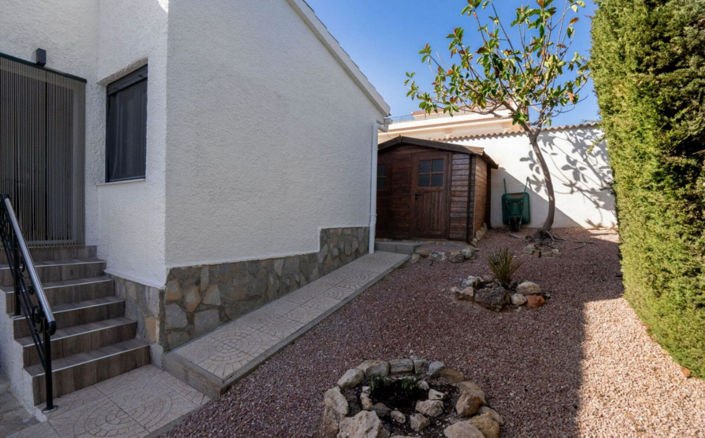 Image No.31-5 Bed House for sale