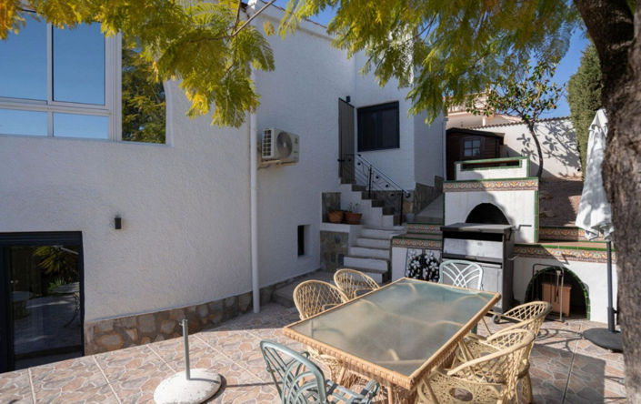 Image No.32-5 Bed House for sale