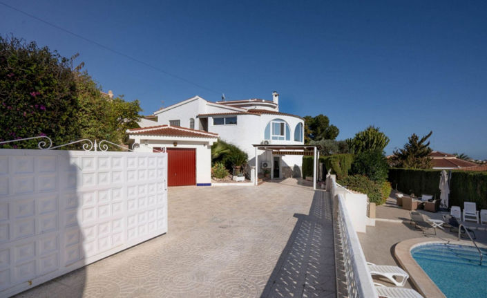 Image No.4-5 Bed House for sale