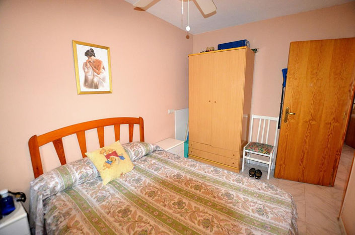 Image No.11-3 Bed House for sale