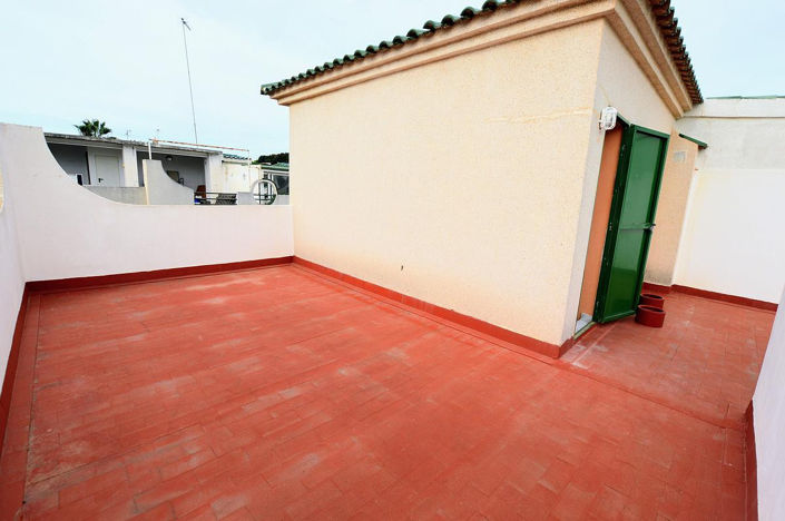 Image No.16-3 Bed House for sale