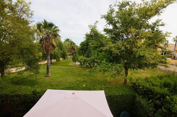 Image No.18-3 Bed House for sale