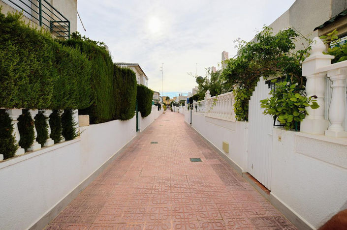 Image No.23-3 Bed House for sale