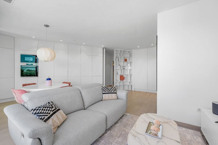 Image No.12-2 Bed Apartment for sale