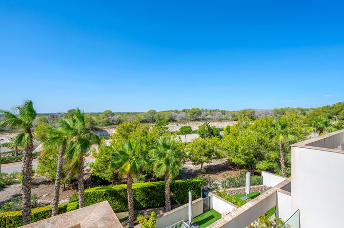 Image No.33-2 Bed Apartment for sale