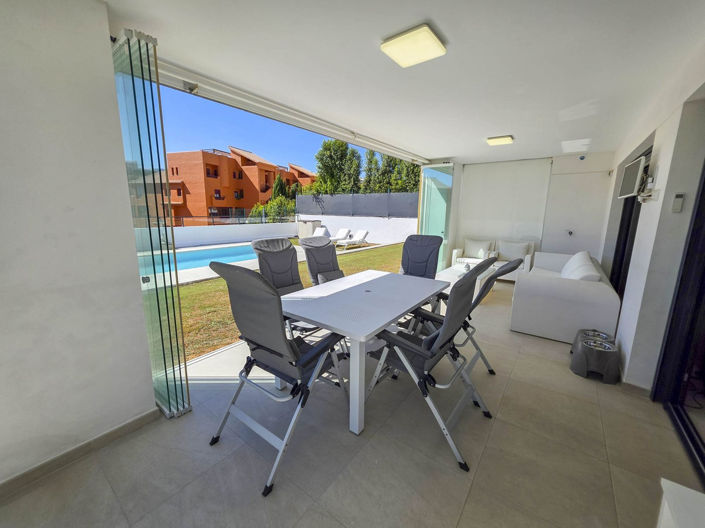 Image No.5-3 Bed Villa for sale