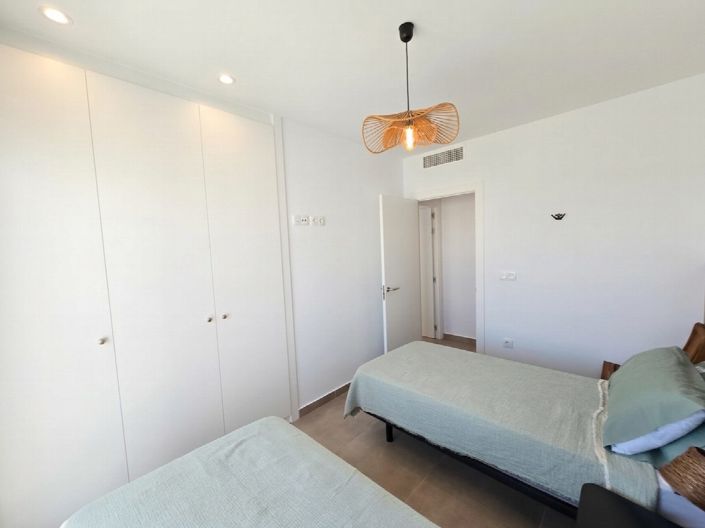 Image No.16-2 Bed Property for sale