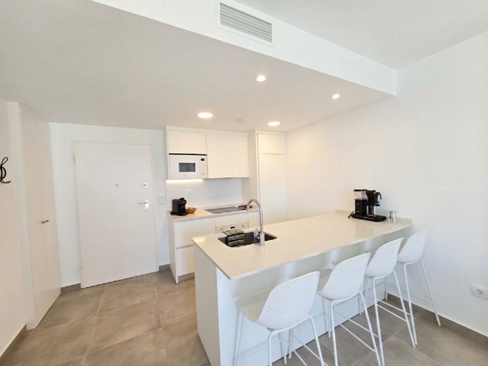 Image No.7-2 Bed Property for sale