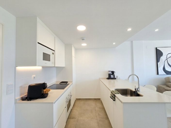 Image No.8-2 Bed Property for sale