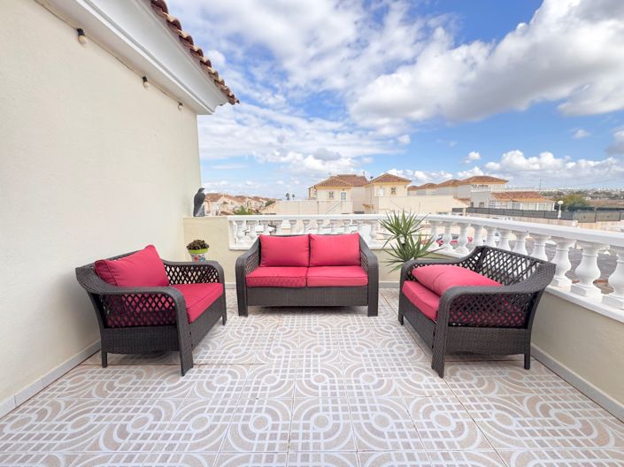 Image No.27-5 Bed Villa for sale