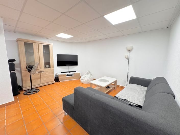 Image No.34-5 Bed Villa for sale