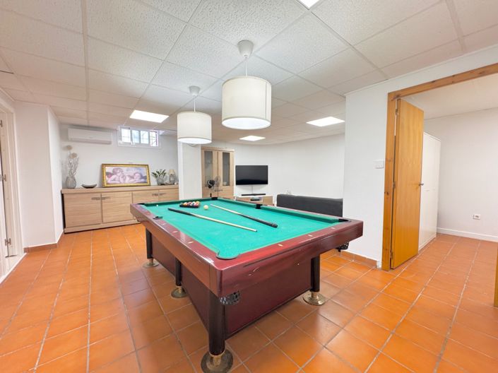 Image No.39-5 Bed Villa for sale