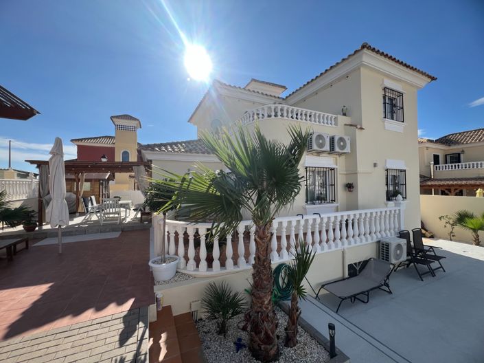 Image No.41-5 Bed Villa for sale