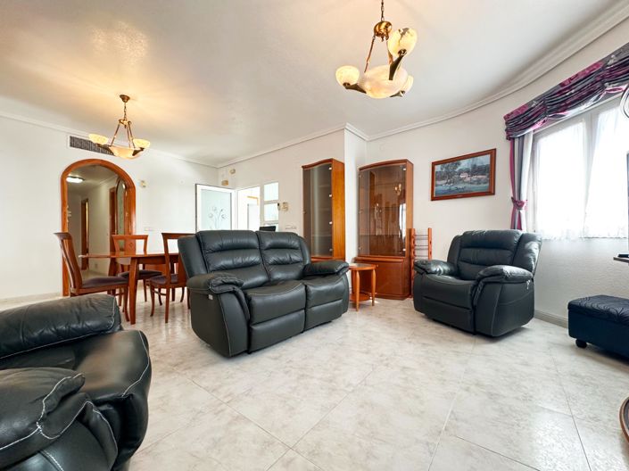 Image No.10-3 Bed Villa for sale