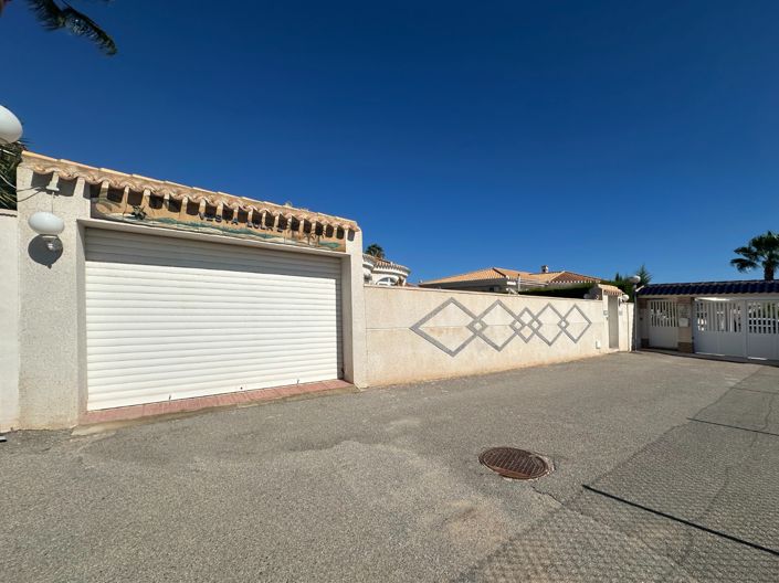 Image No.36-3 Bed Villa for sale