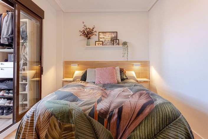 Image No.15-2 Bed Villa for sale