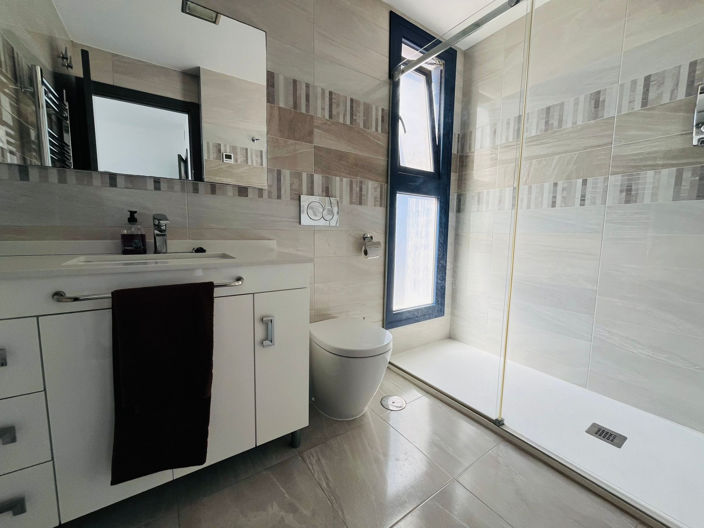 Image No.17-3 Bed Apartment for sale