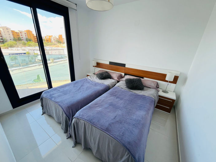 Image No.22-3 Bed Apartment for sale