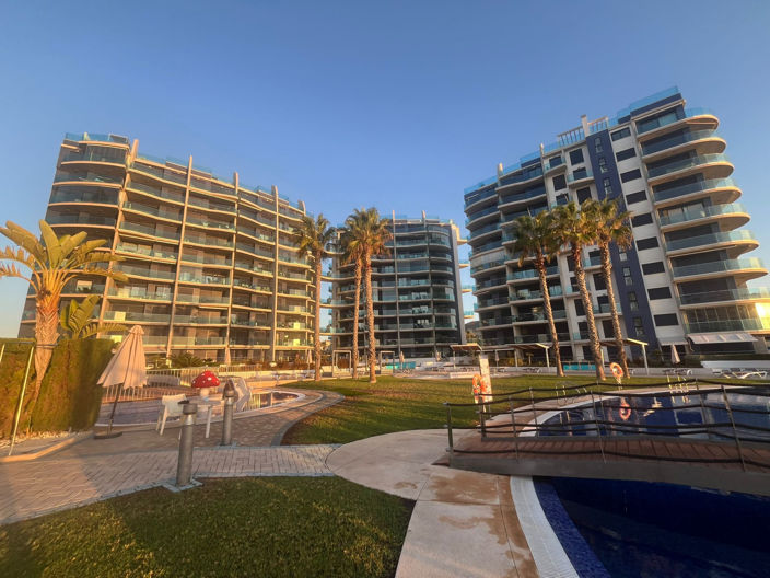 Image No.28-3 Bed Apartment for sale