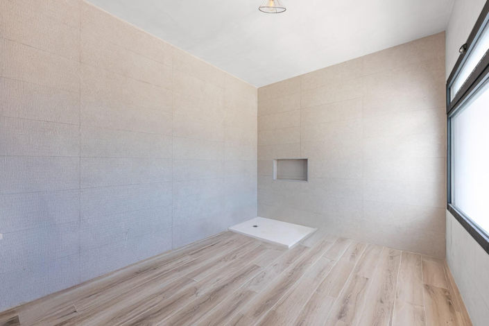 Image No.14-5 Bed Villa for sale