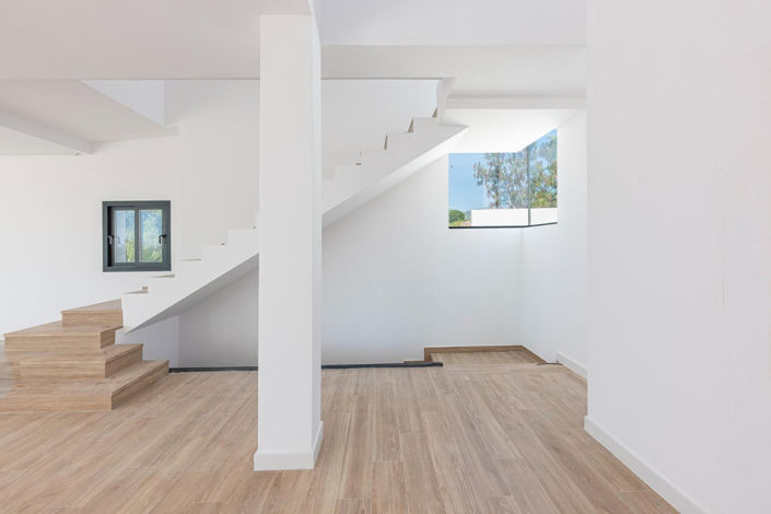 Image No.15-5 Bed Villa for sale