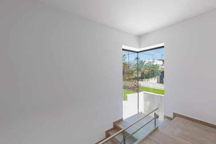 Image No.20-5 Bed Villa for sale