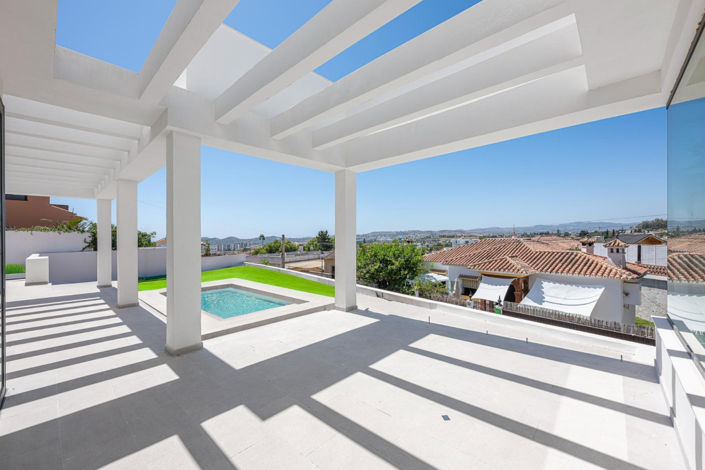 Image No.28-5 Bed Villa for sale