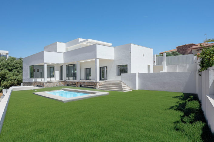 Image No.3-5 Bed Villa for sale