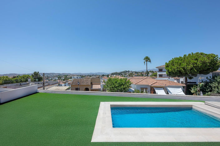 Image No.34-5 Bed Villa for sale