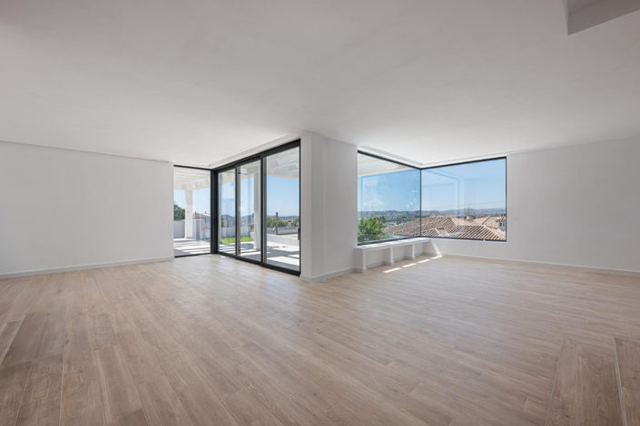 Image No.8-5 Bed Villa for sale