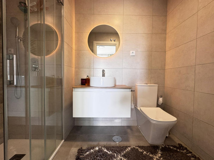 Image No.11-2 Bed Apartment for sale