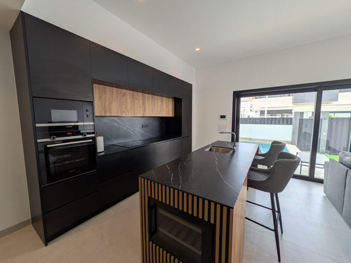 Image No.18-3 Bed Bungalow for sale