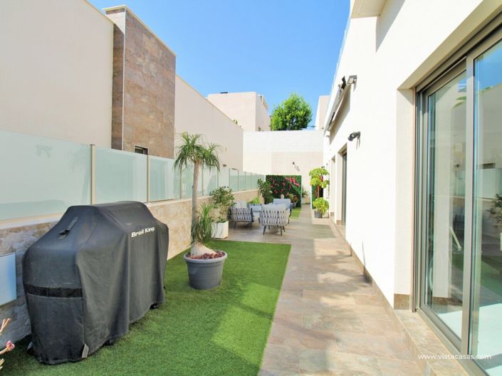 Image No.29-Villa de 4 chambres à vendre à Villamartin