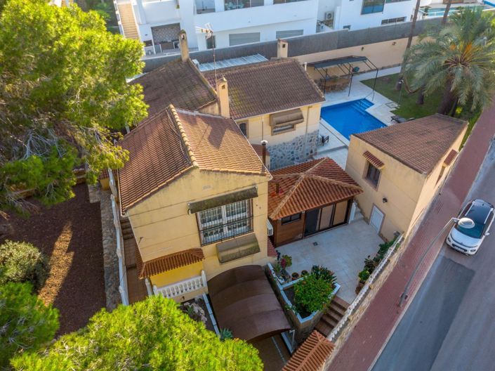 Image No.8-4 Bed Villa for sale