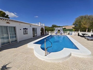 34537-villa-for-sale-in-salinas-2244846-large