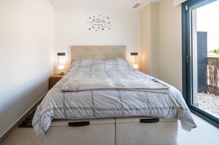 Image No.11-2 Bed Apartment for sale