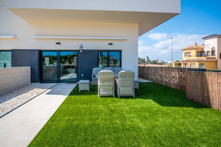 Image No.17-2 Bed Apartment for sale