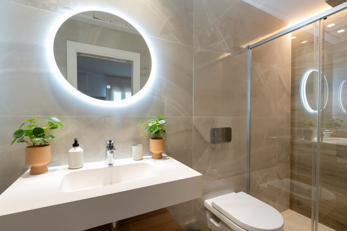 Image No.24-3 Bed Property for sale