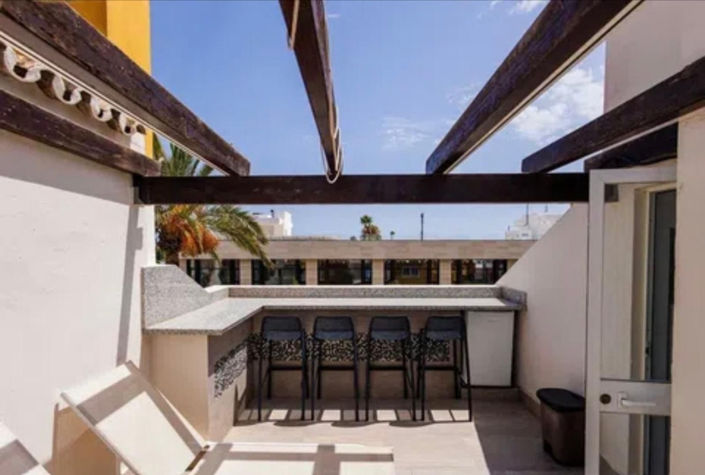 Image No.3-5 Bed Townhouse for sale