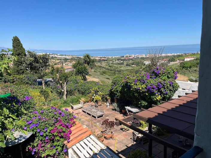 Image No.1-Maison de ville de 4 chambres à vendre à Manilva