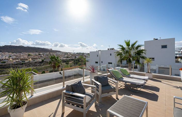 Image No.15-3 Bed Villa for sale