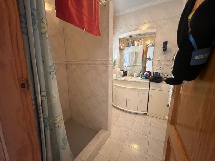 Image No.12-2 Bed Villa for sale