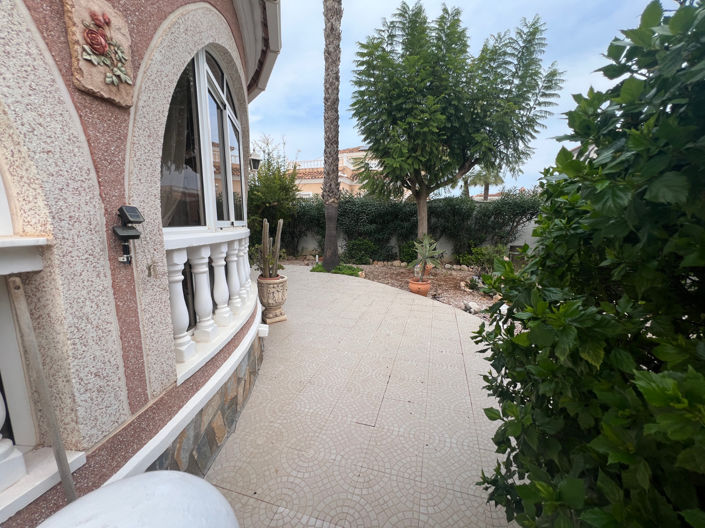 Image No.26-2 Bed Villa for sale