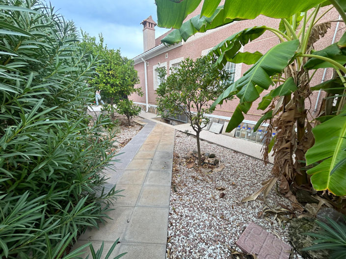 Image No.32-2 Bed Villa for sale