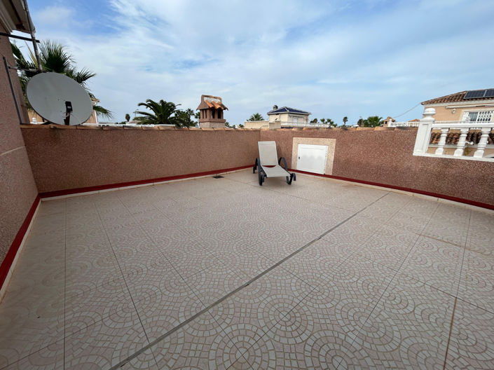 Image No.40-2 Bed Villa for sale