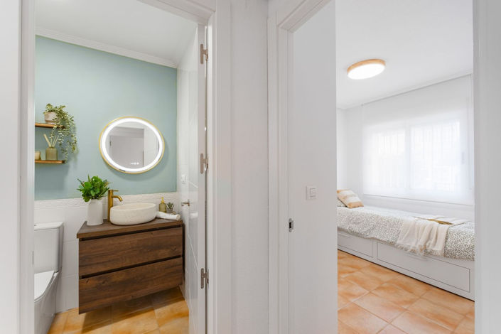 Image No.22-2 Bed House for sale