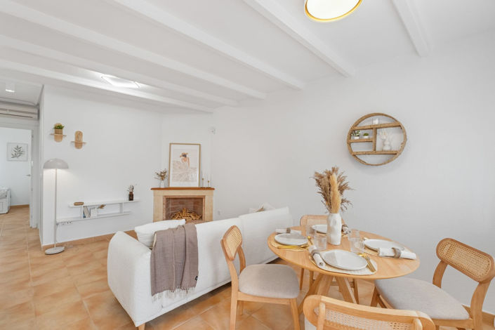 Image No.5-2 Bed House for sale