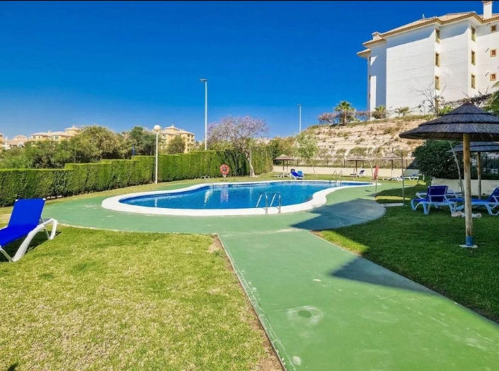 Image No.20-2 Bed Apartment for sale