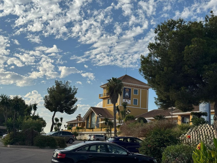 Image No.24-2 Bed Apartment for sale